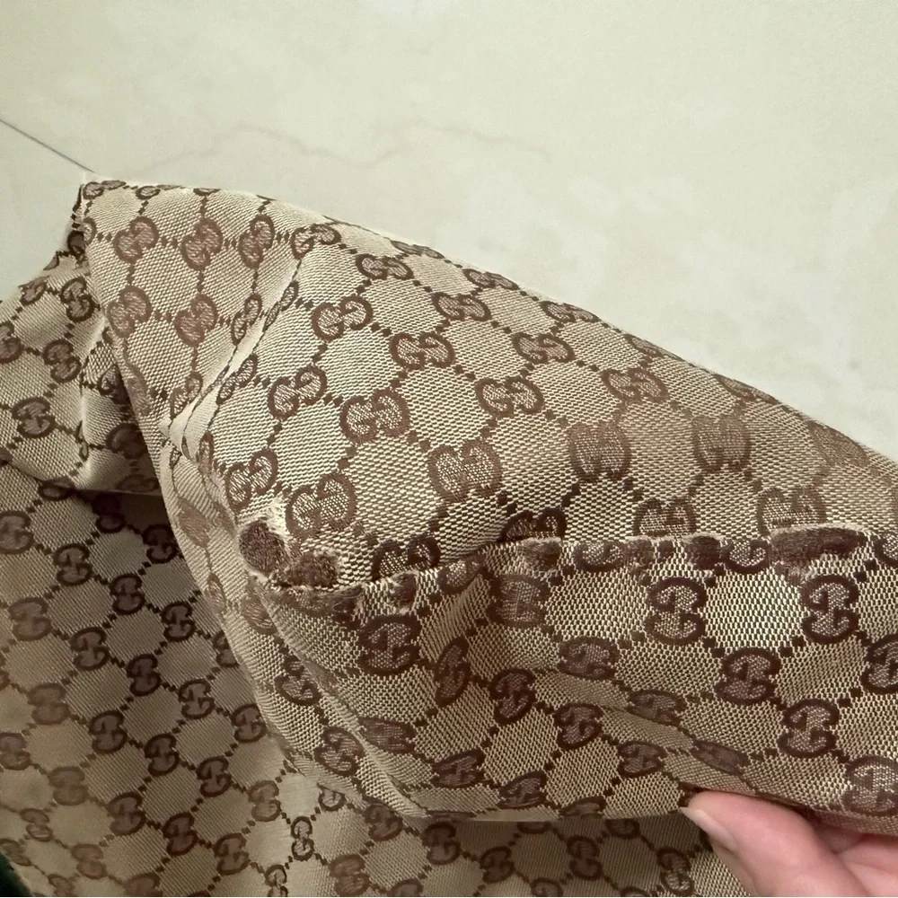 Gucci Beige and Green Hobo Bag - Picture 5 of 14